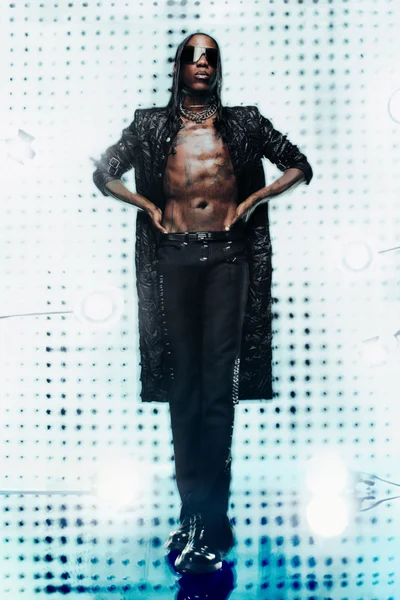 Look 19